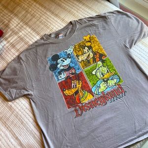 Mens SIZE L Disney Micky Mouse T-Shirt